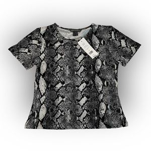 French Connection Short Sleeve Snake Crew Shirt Size Large, NWT